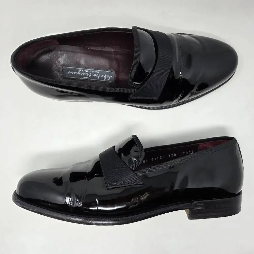 Salvatore Ferragamo | Shoes | Salvatore Ferragamo Black  display picture 3